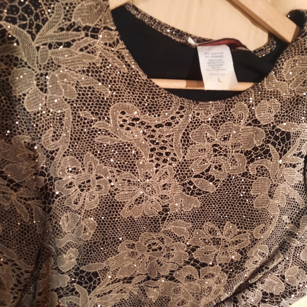 Beautiful Vintage Fancy Sparkling Gold Top by Amanda Paris London NY Size L